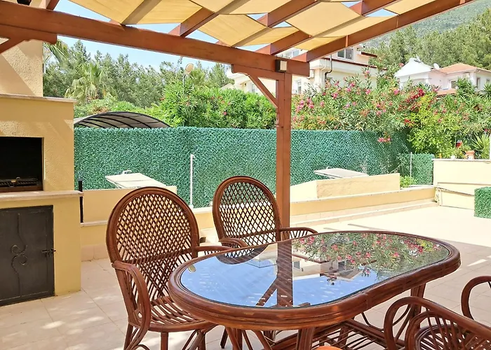 Apartament The Villages, C3 , Havuz, Barbeku, Balkon Teras