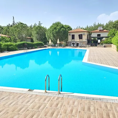 The Villages, C3 , Havuz, Barbeku, Balkon Teras Apartmán